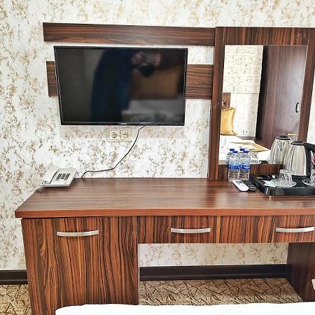 Rose Suite & Hotel บูยูกเชกเมเช ภายนอก รูปภาพ